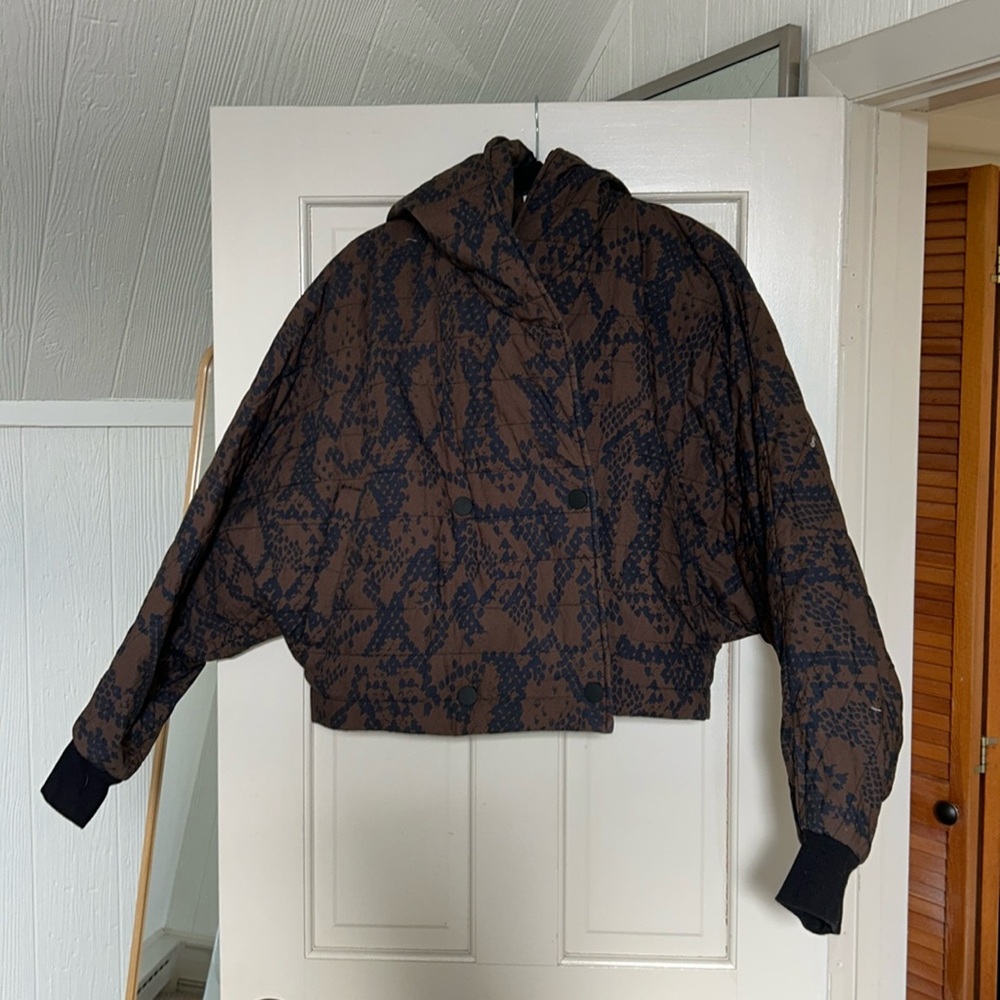 Cabi cropped quilted coat | size s/m